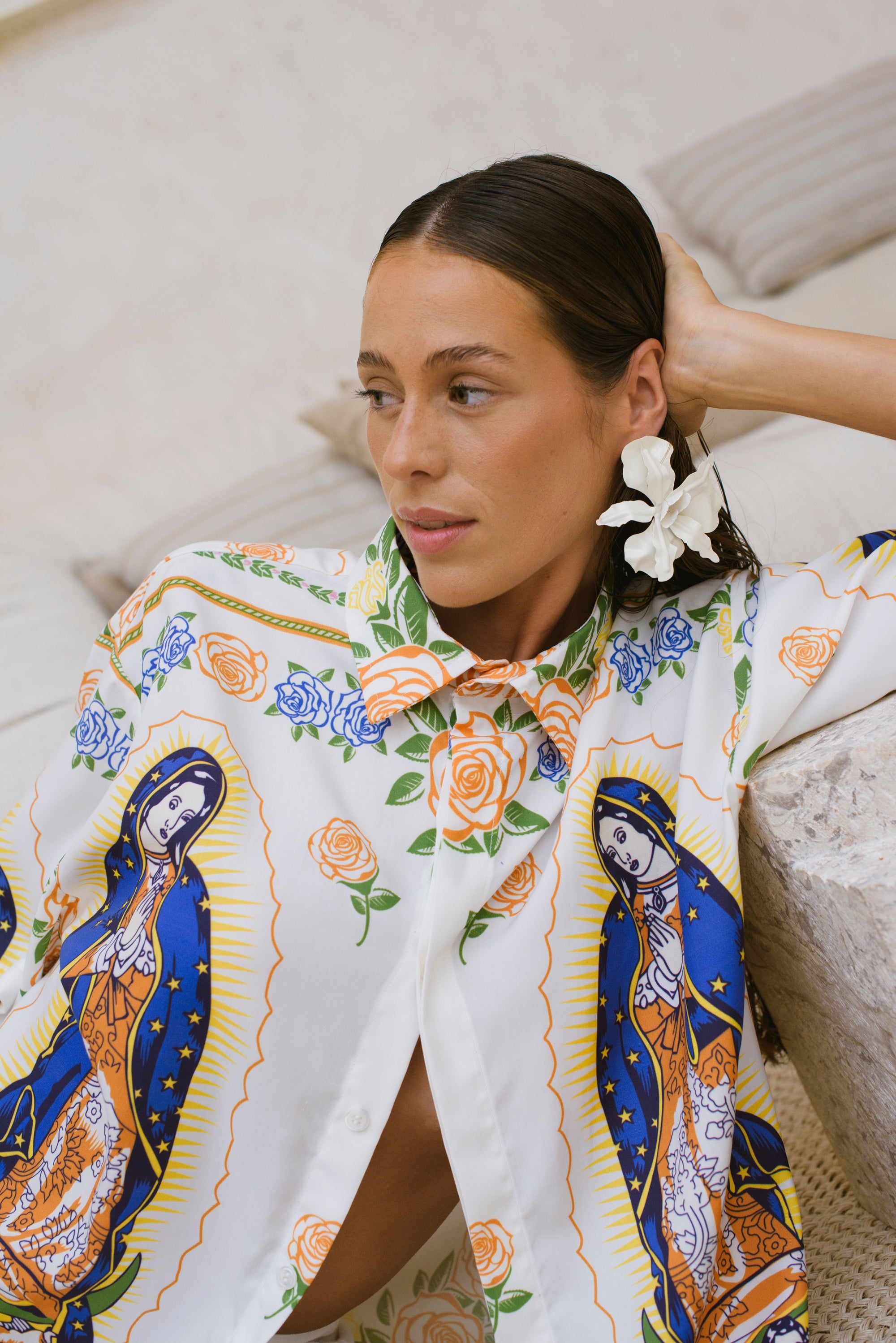 VIRGIN DE GUADALUPE LONG SLEEVES BUTTON DOWN SHIRT