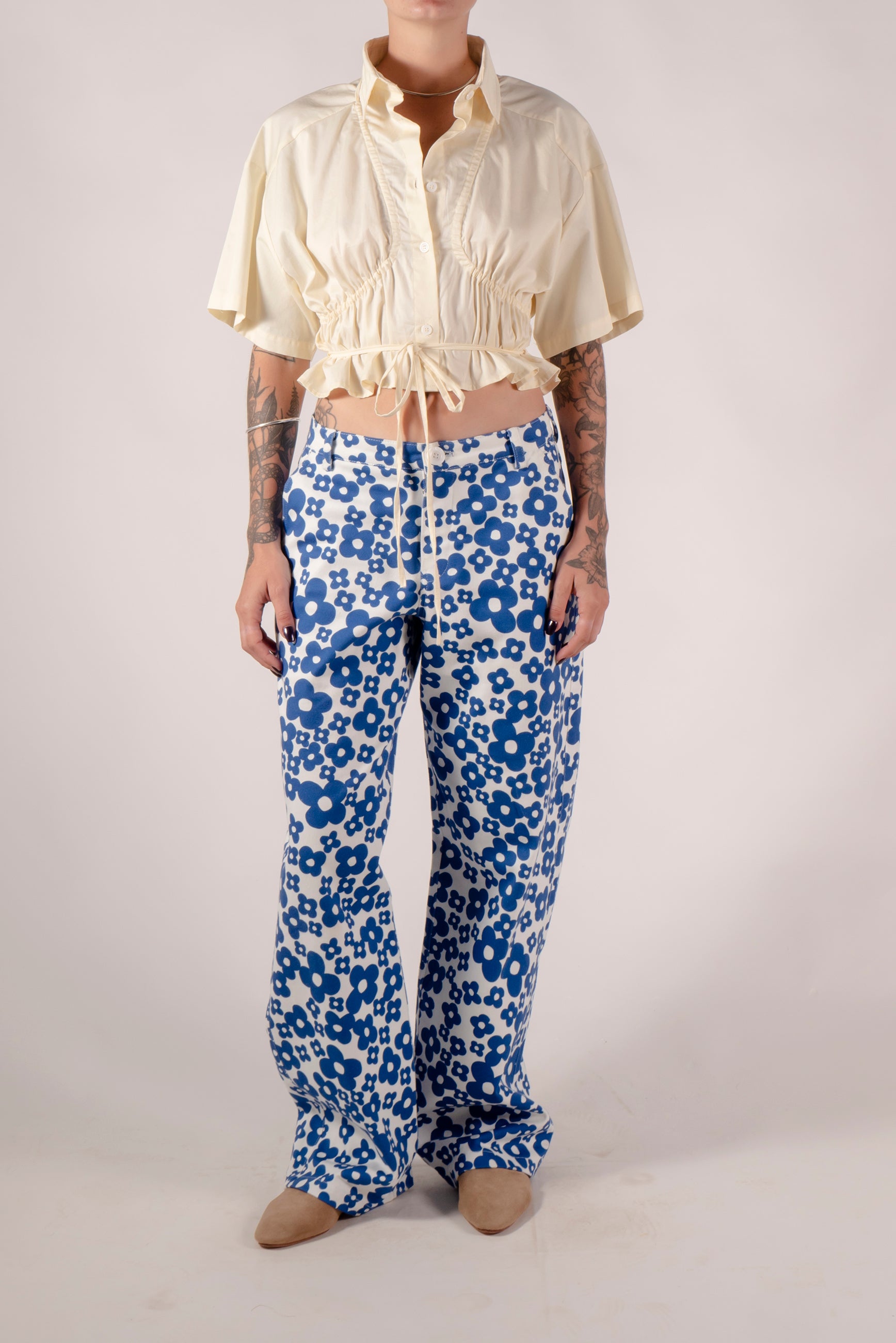 Laced short-sleeves shirt 